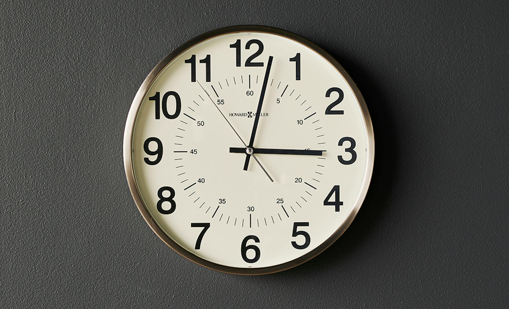 UNDATED — BC-ASK-MARTHA-SCHOOLHOUSE-DESIGN-ART-NYTSF — Wall clock. (Credit: Thomas Loof)