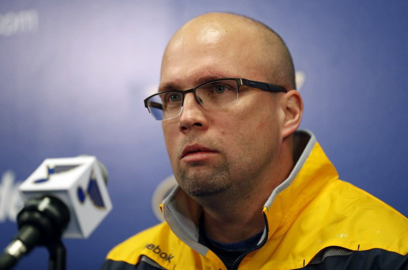 St. Louis Blues (and former Wild) coach Mike Yeo