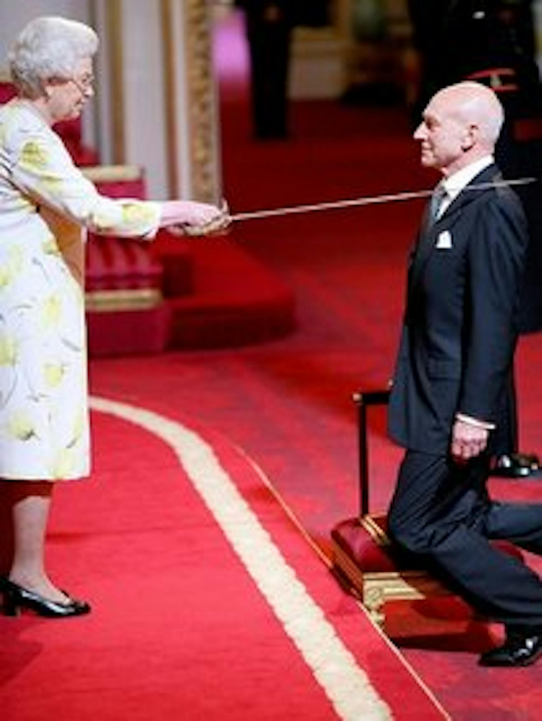 Actor Sir Patrick Stewart is knighted by Britain's Queen Elizabeth II during an investiture at Buckingham Palace in London, Wednesday June 2, 2010. The Queen is reported to be a fan of the star, who has enjoyed a 50-year career in movies, TV and the theatre including 16 years with the Royal Shakespeare Company.(AP Photo/Anthony Devlin-pa)  **UNITED KINGDOM OUT: NO SALES: NO ARCHIVE:**
