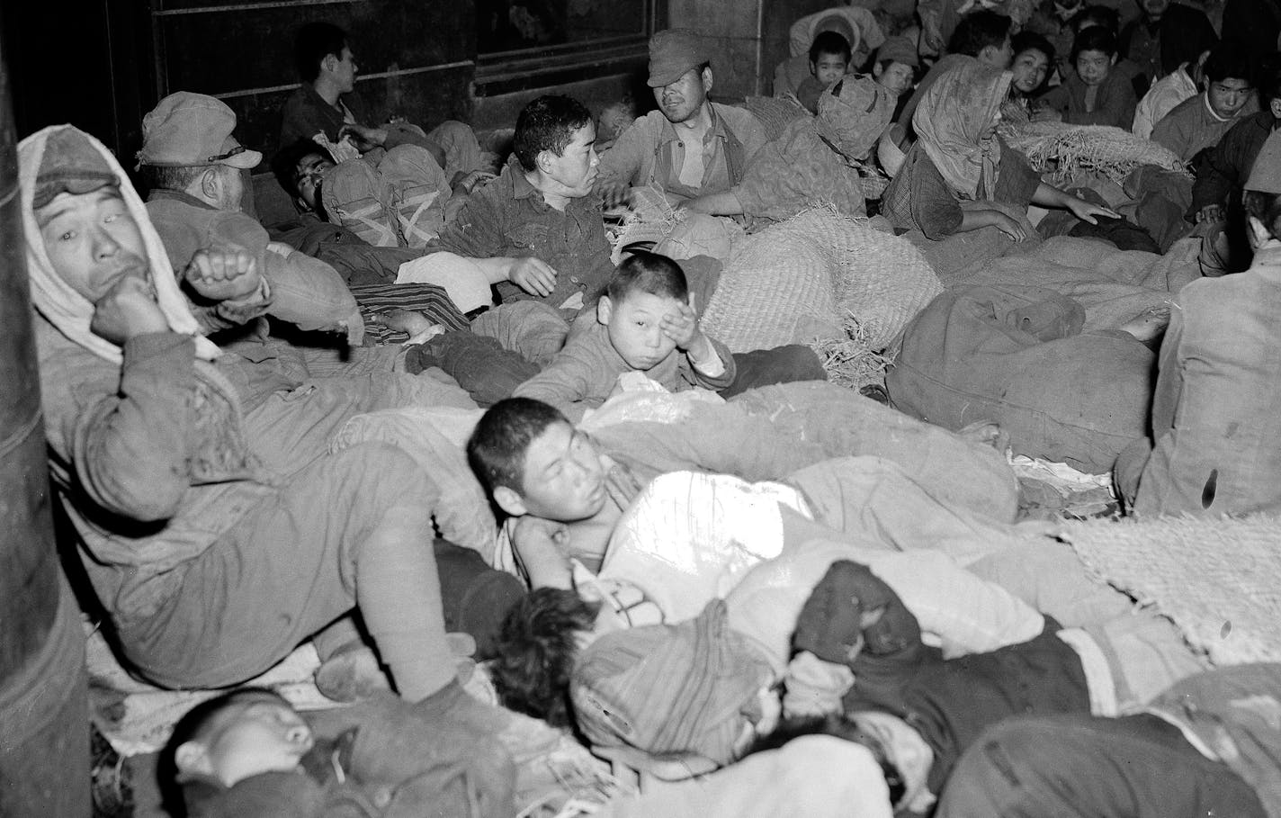 Ueno Station in 1947, a harbor for the homeless.