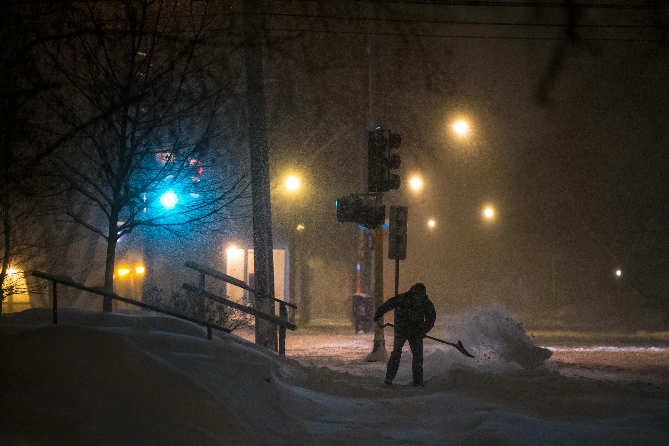 Steve Kaplan, of Minneapolis, shoveled snow outside his home at Bryant and 31st Avenue. Kaplan said it was his second time shoveling today and that he'd rather "shovel three inches at a time than eight." ] (AARON LAVINSKY/STAR TRIBUNE) aaron.lavinsky@startribune.com Snow features photographed Tuesday, Feb. 2, 2016 in Minneapolis, Minn.