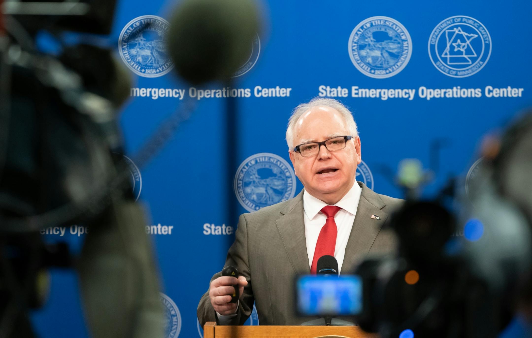 In a tightly pooled press conference, Minn. Governor Walz provided an update on the state's next steps to respond to COVID-19. He was joined by Health Commissioner Jan Malcolm, Employment and Economic Development Commissioner Steve Grove, and Homeland Security and Emergency Management Director Joe Kelly and other state officials.