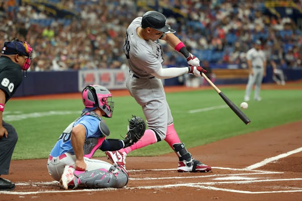 Streaking Twins, Yankees collide at Target Field