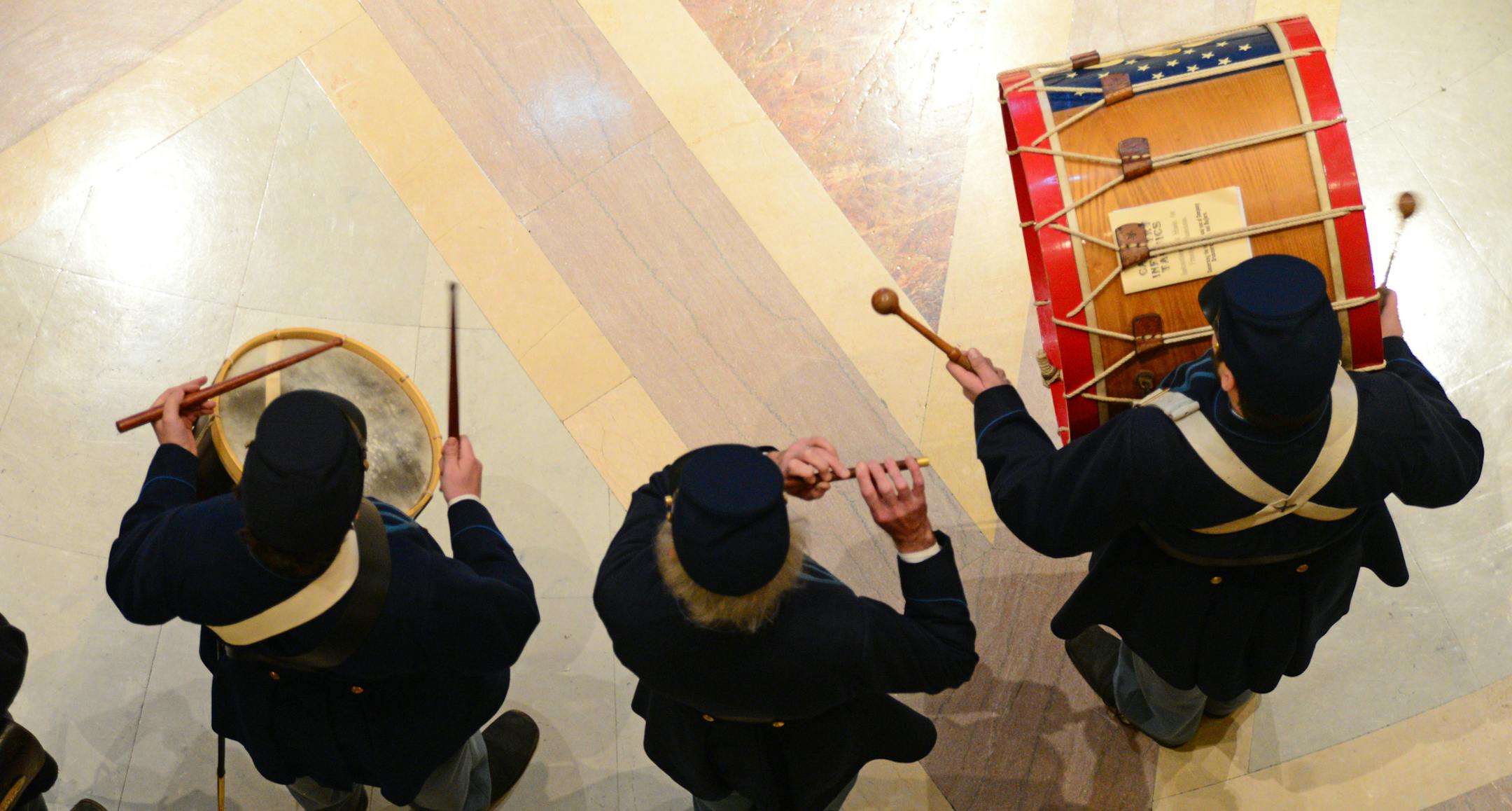 Monday February 18, 2013 was History Matters Day at the Minnesota State Capitol. Civil War re-enactors from Historic Fort Snelling were on hand standing in formation and playing fife and drum music in the rotunda.] Richard.Sennott@startribune.com Richard Sennott/Star Tribune. , St Paul Minn. Monday 2/18/13) ** (cq)