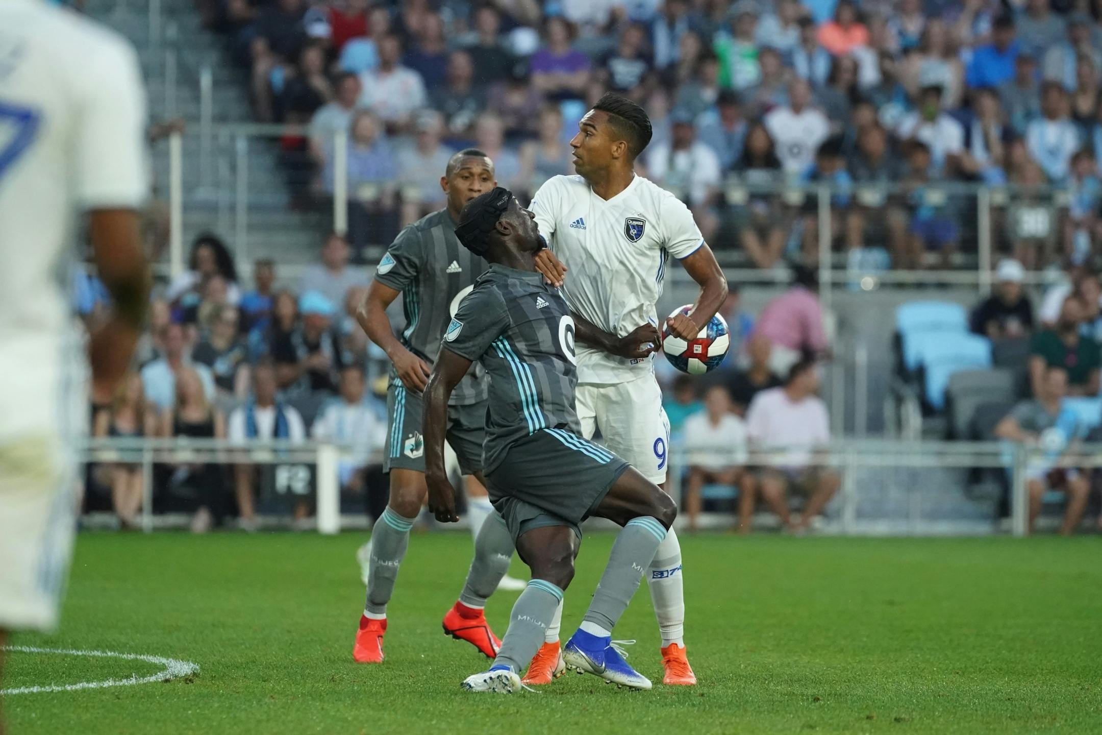 Minnesota United defender Ike Opara (3) and San Jose Earthquakes forward Danny Hoesen (9) struggled for control of the ball in the second half. The Minnesota United beat the San Jose Earthquakes 3-1.