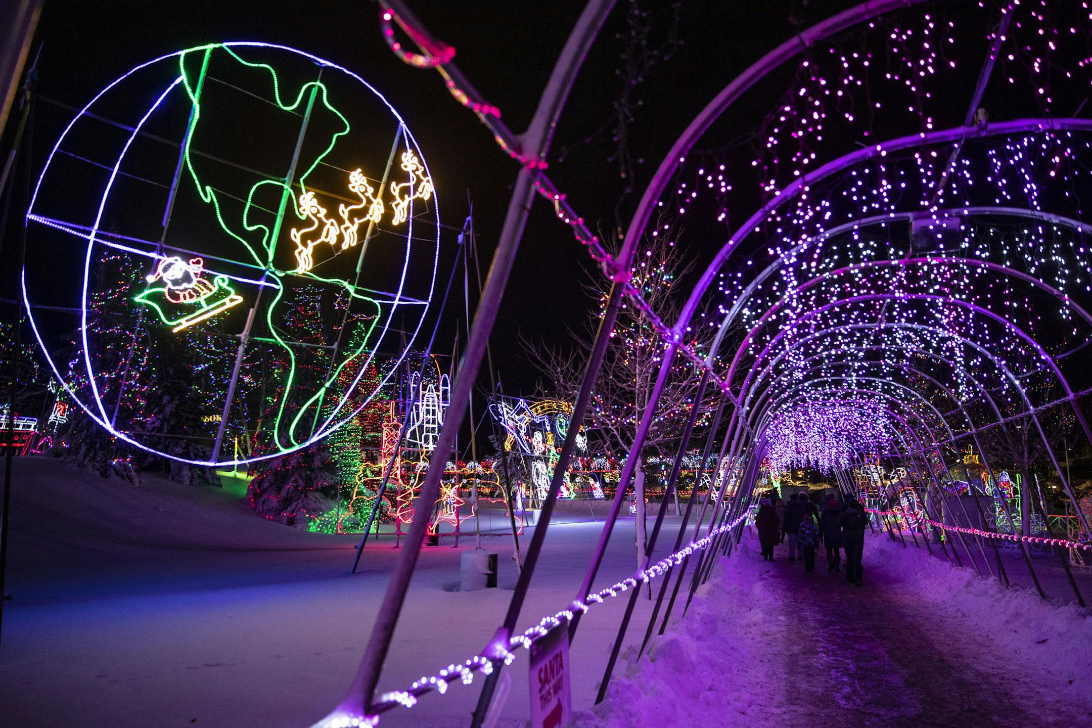 Bentleyville lights displays were illuminated on Tuesday December 3, 2019. It was the first time the light display had opened since the blizzard hit over the weekend. ]
ALEX KORMANN • alex.kormann@startribune.com Bentleyville in Duluth, MN has the old Dayton's animatronic figures on display in faux TV sets and above their popcorn stand. These animatronics are favorites of people that visit the Christmas lights display.