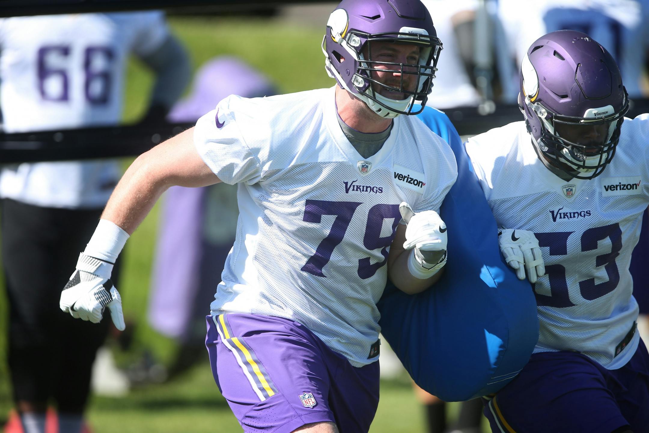 Minnesota Vikings offensive linemen Reid Fragel left and Danny Isidora worked on drills Wednesday May 31,2017 in Eden Prairie, MN.