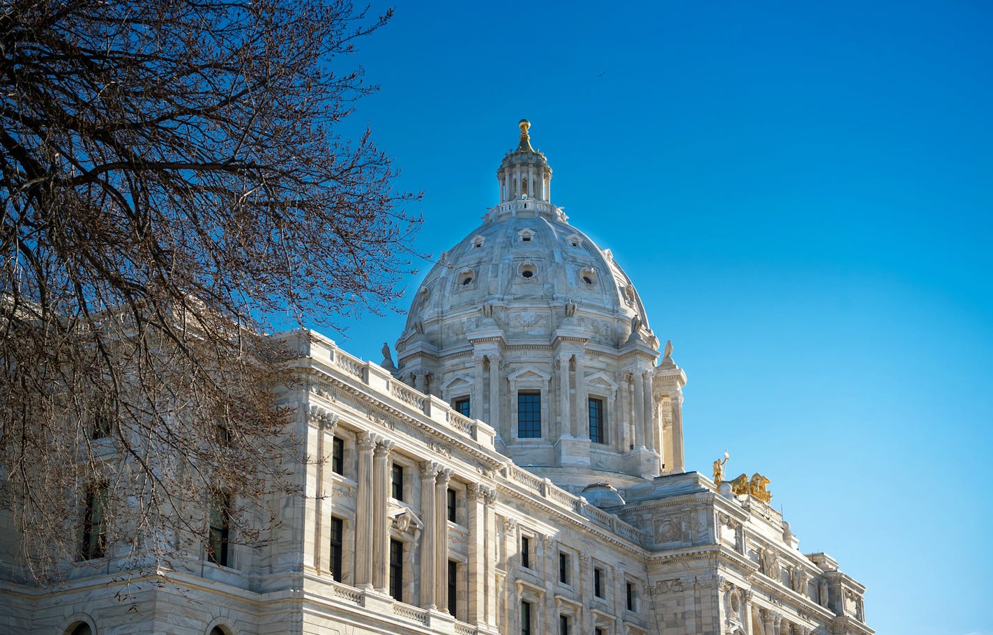 The Minnesota State Capitol, St. Paul. ] GLEN STUBBE &#xef; glen.stubbe@startribune.com Thursday, April 6, 2017 EDS, this is for Erin Golden's legislative preview after easter break story 4/16/2017 or for any purpose after that. GS ORG XMIT: MIN1704061325160912