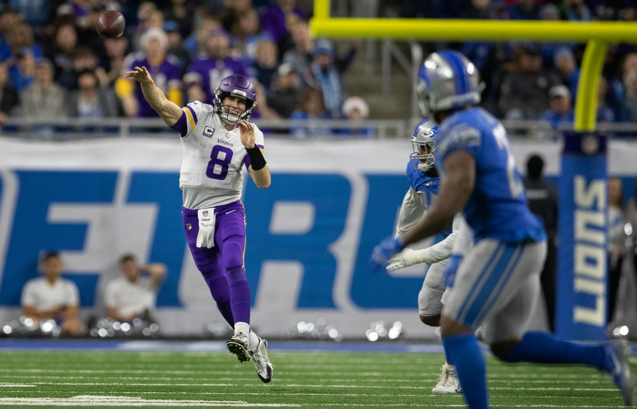 Minnesota Vikings quarterback Kirk Cousins (8) threw a complete pass to Minnesota Vikings wide receiver Adam Thielen (19) in the second quarter at Ford Field Sunday December 23, 2018 in Detroit, MI.] The Minnesota Vikings beat the Detroit Lions 27-9 at Ford Field . Jerry Holt • Jerry.holt@startribune.com