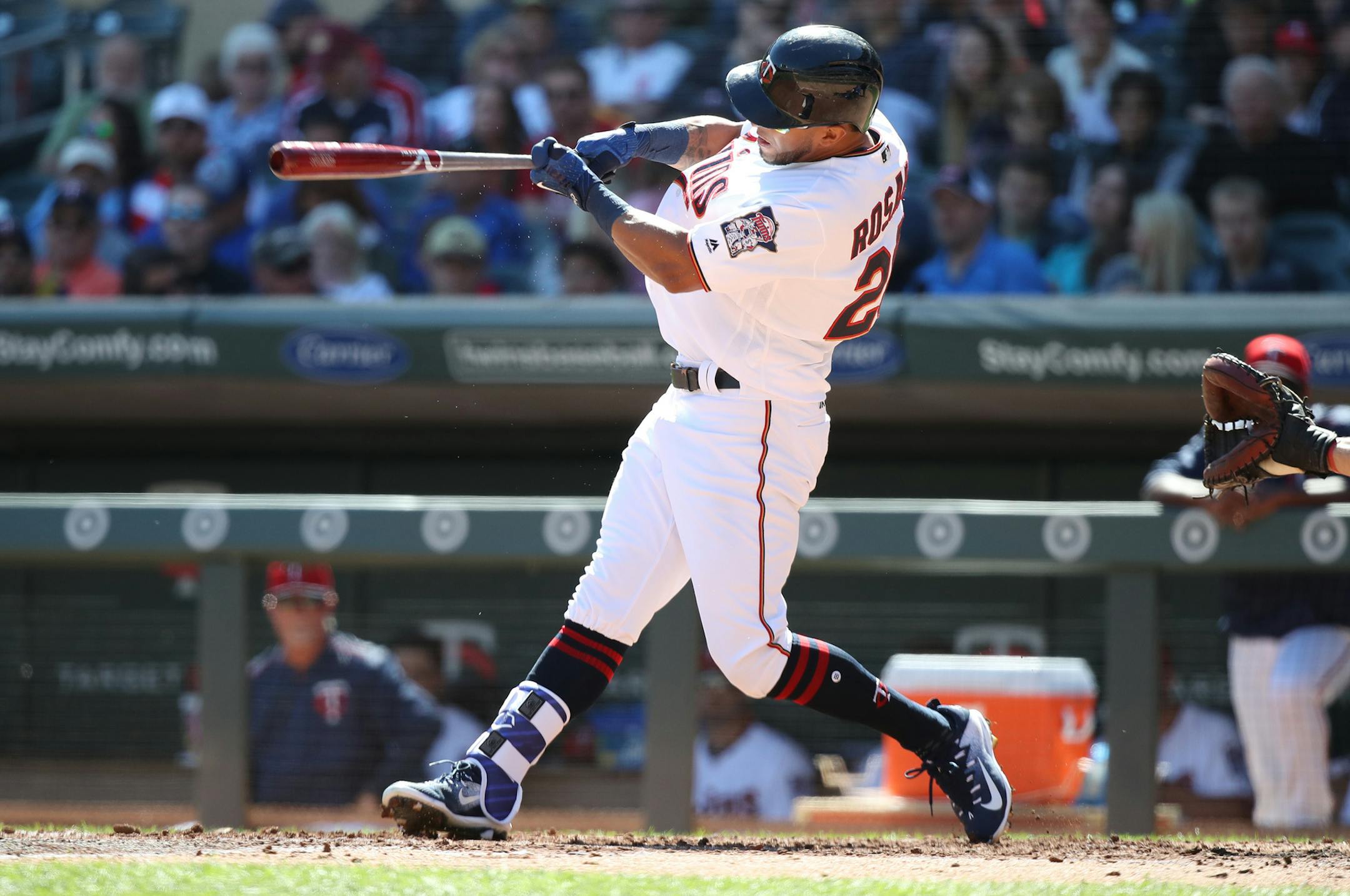 Minnesota Twins left fielder Eddie Rosario (20) follows threw with a solo homer in the second inning at Target Field Sunday September 17,2017 in Minneapolis, MN. ] JERRY HOLT &#xef; jerry.holt@startribune.com