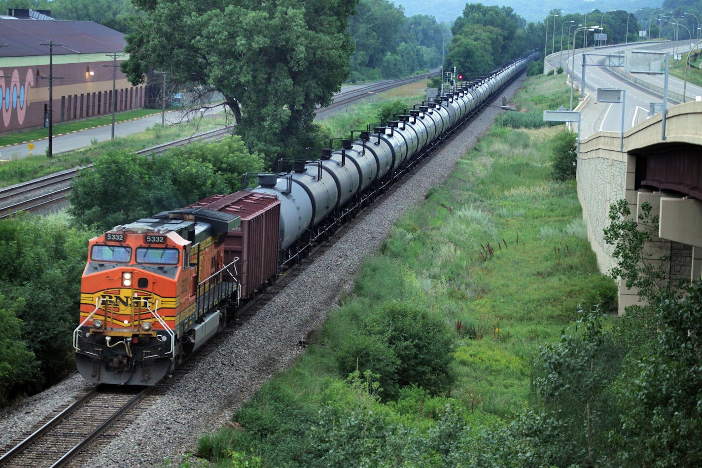 50 million gals of oil a week pass through the Twin Cities from the Bakken. An oil train moves through St Paul, MN July 25, 2014 { tom.wallace@startribune.com train072614