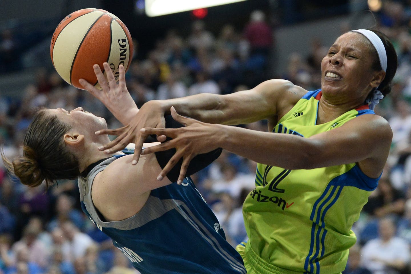 Plenette Pierson (22) fouled Minnesota Lynx guard Lindsay Whalen last season.