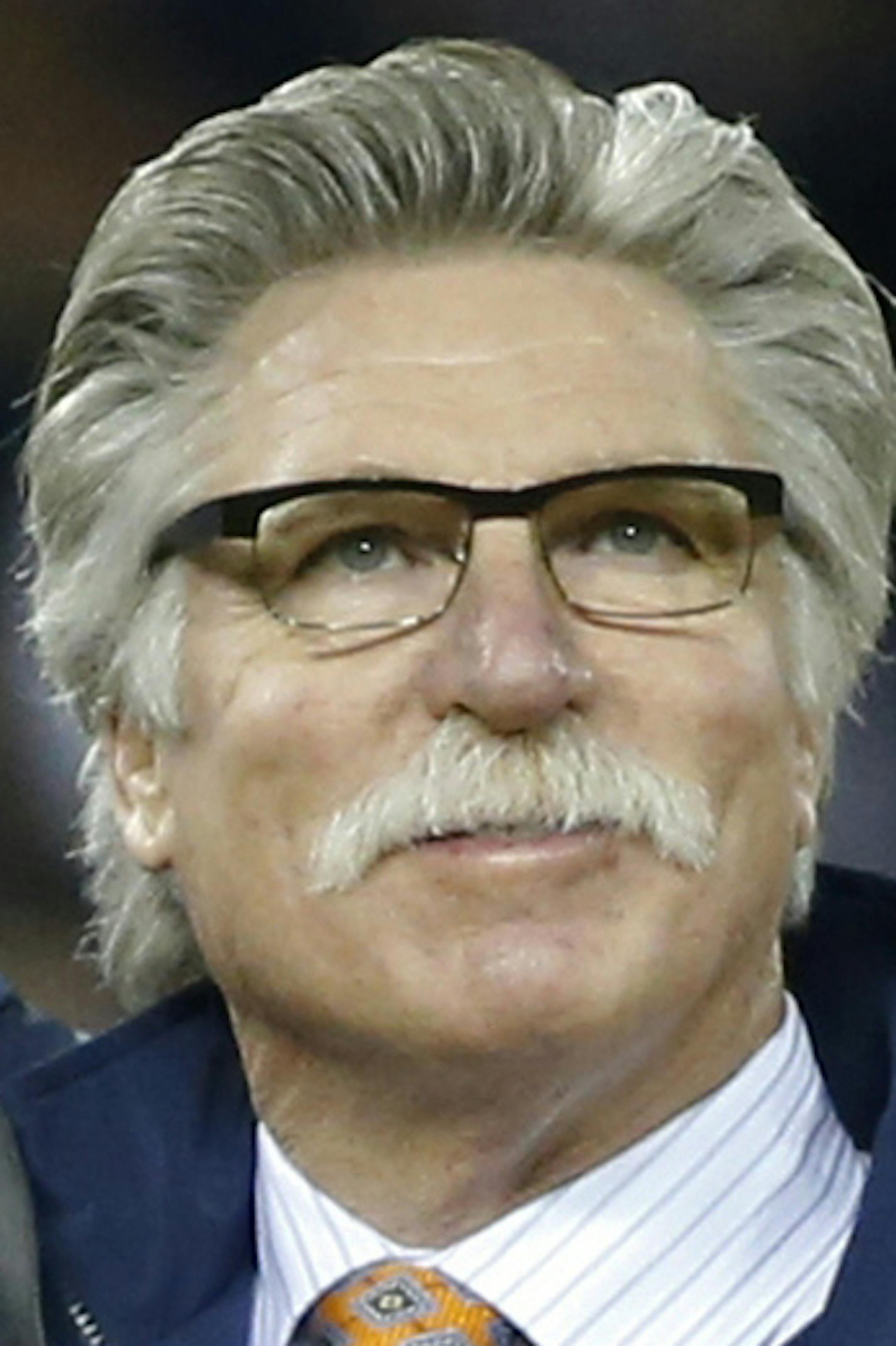 Former Detroit Tiger Jack Morris waves before throwing out the ceremonial first pitch before Game 5 of the American League baseball championship series between the Boston Red Sox and the Detroit Tigers, Thursday, Oct. 17, 2013, in Detroit. (AP Photo/Paul Sancya) ORG XMIT: ALCS117