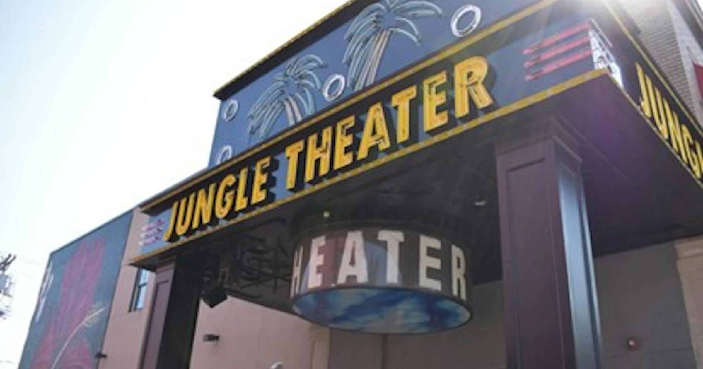 Minnesota's midsize theaters confront survival threats