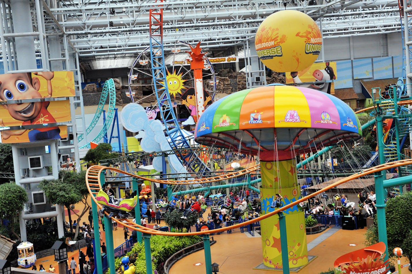 What happened to Camp Snoopy at the Mall of America?