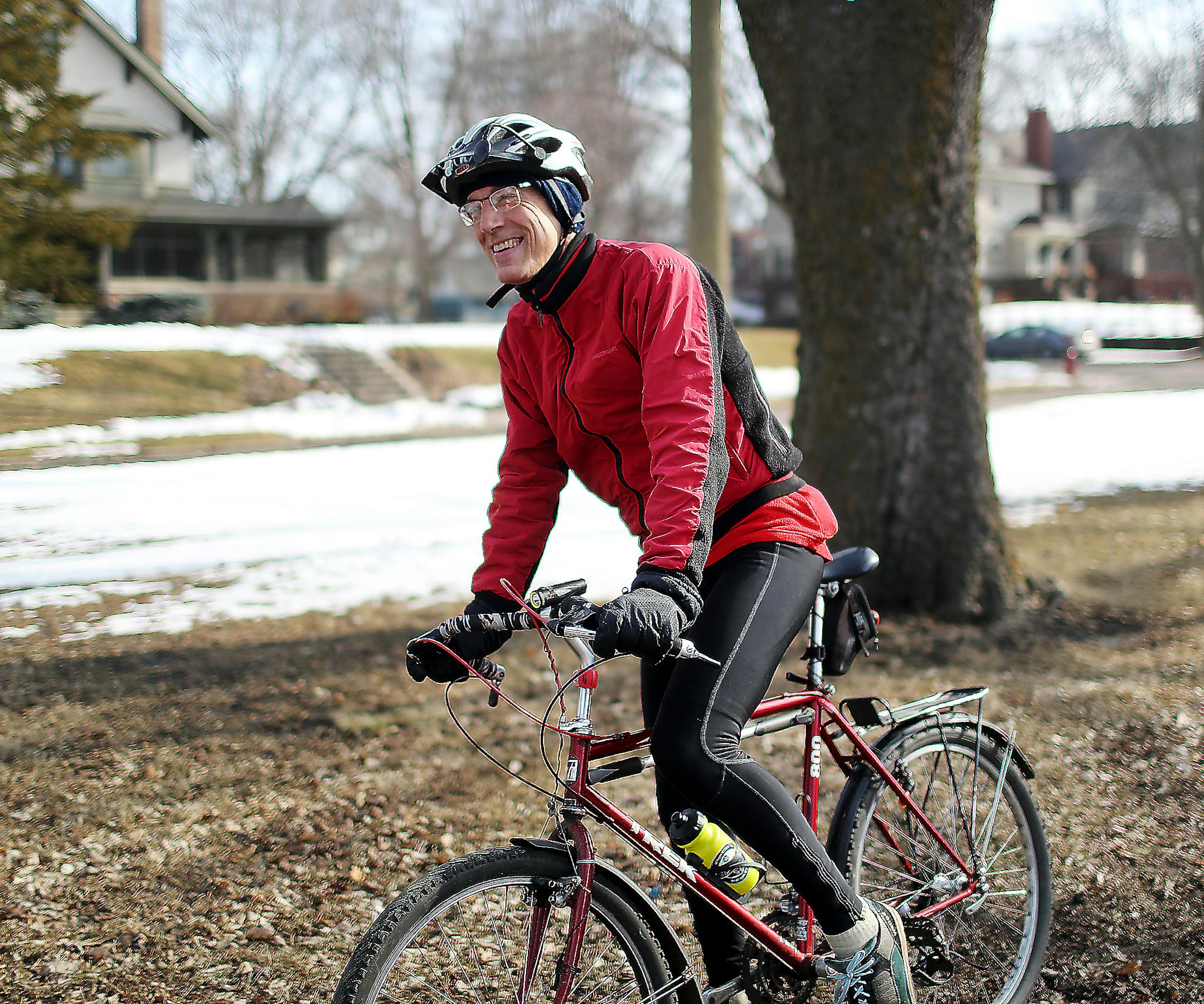 Tom Yuska, of St. Paul, stopped on an exercise ride before work, was traveling west on Summit Avenue near Macalester College in St. Paul. Yuska said he used to cycle four or five times a week to work. Yuska is an accomplished cyclist, having toured the United States and done other adventure cycling and seen Wednesday, April 11, 2018, in St. Paul, MN.] DAVID JOLES ï david.joles@startribune.com Continuing urban cycling series, profiling riders encountered on Twin Cities streets.**Tom Yuska,cq