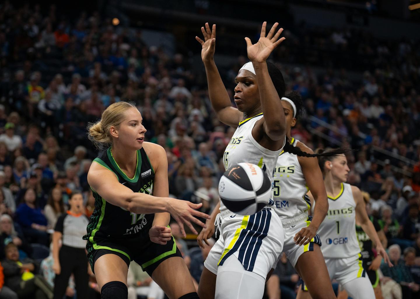 Lynx fend off Wings for 87-76 victory and best start since 2020 - Vimarsana News