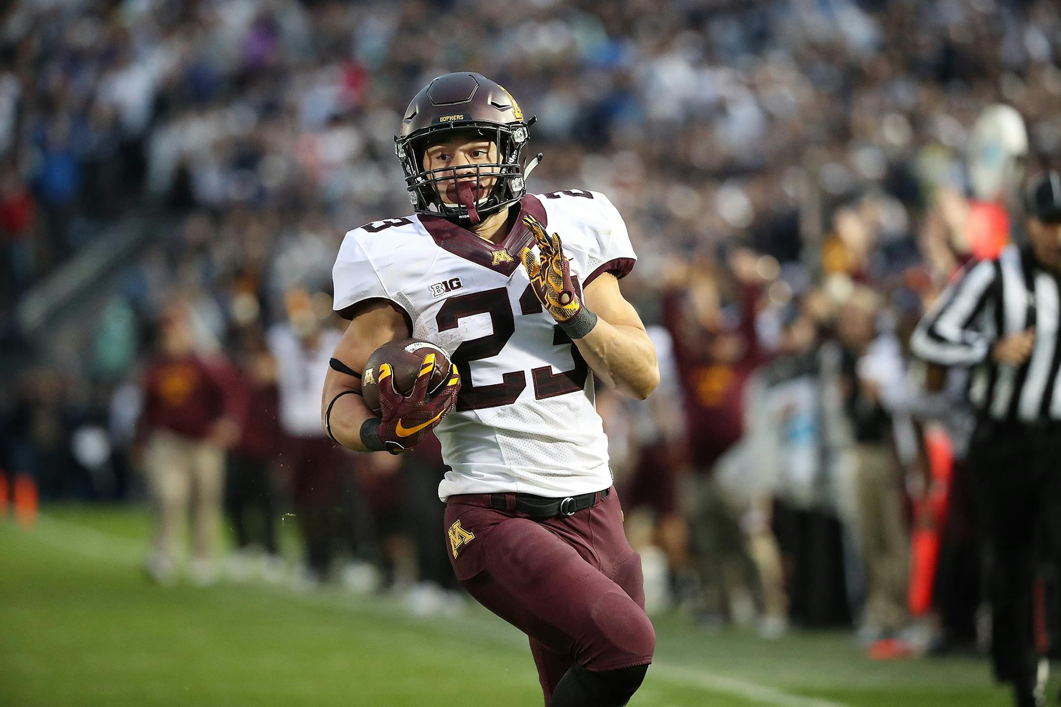 Minnesota's running back Shannon Brooks ran the ball in for a touchdown in the fourth quarter as Minnesota took on Penn State at Beaver Stadium, Saturday, October 1, 2016 in State College, PA.