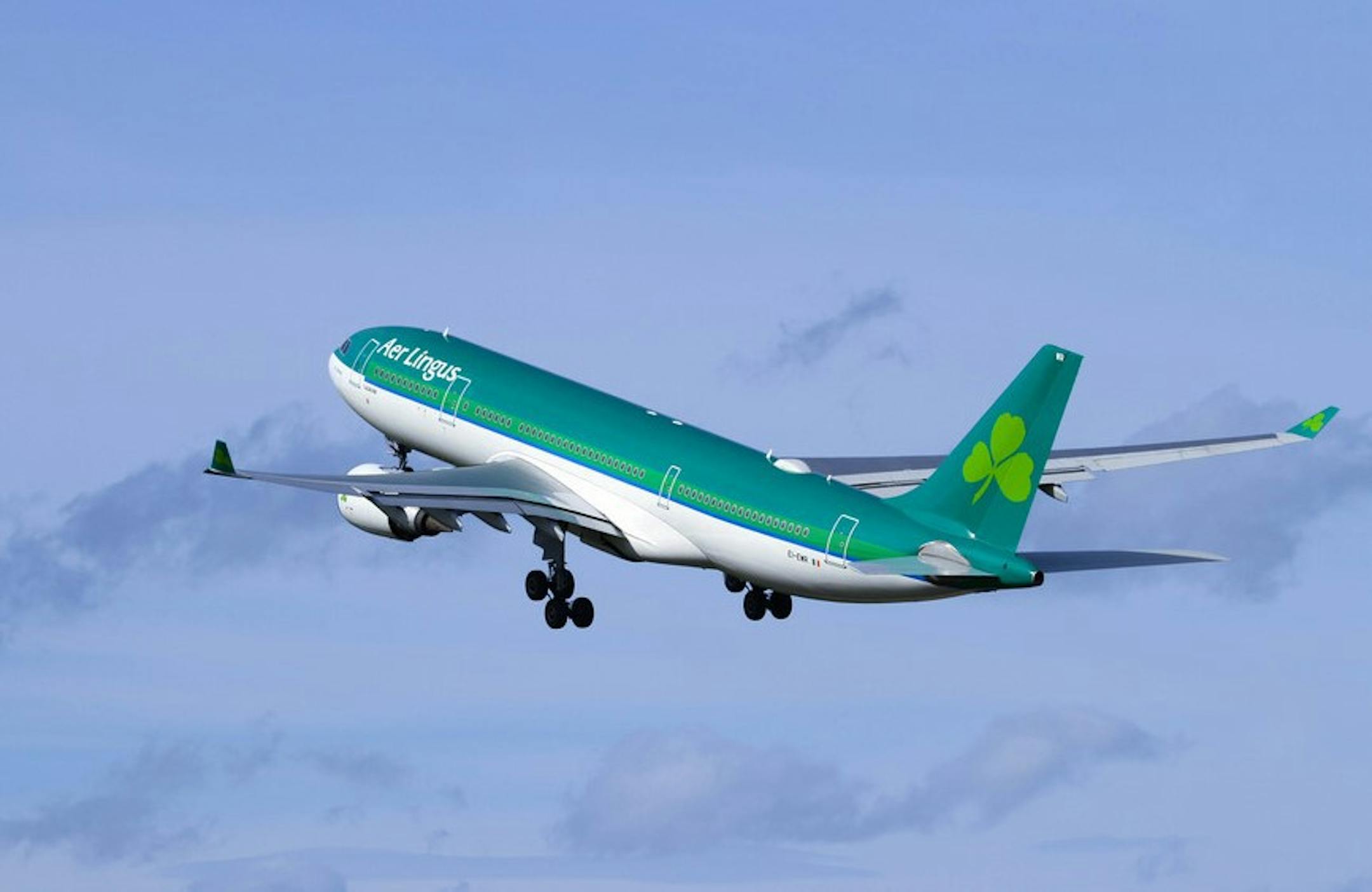 Image of Aer Lingus plane. Flights paused during the pandemic are set to resume to MSP next spring.
