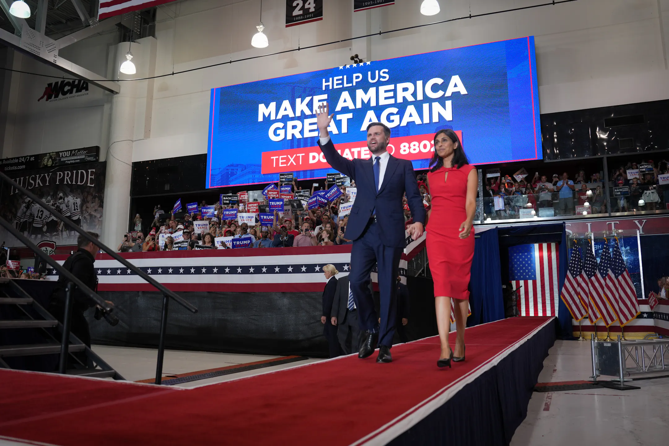Donald Trump, JD Vance go after Harris for capacity crowd at first ...