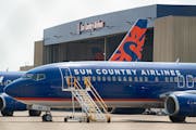 Image of Sun Country planes.