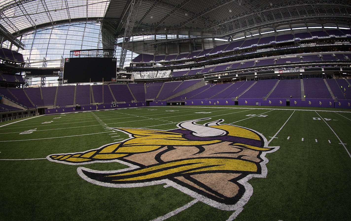 Player-level view of the field at US Bank Stadium. ] JIM GEHRZ&#xef;james.gehrz@startribune.com (JIM GEHRZ/STAR TRIBUNE) / June 28, 2016/ 10:00 AM , Minneapolis, MN - BACKGROUND INFORMATION: Pix for special section for the opening of the new US Bank Stadium. You will be shooting photos for the special tab section. LEAVE FROM THE OFFICE AT 9:30 -- YOU'LL BE WALKING OVER WITH JENNI AND MARK V. These are photos that we need shot while you are over there: Glamour shot inside stadium showing view out