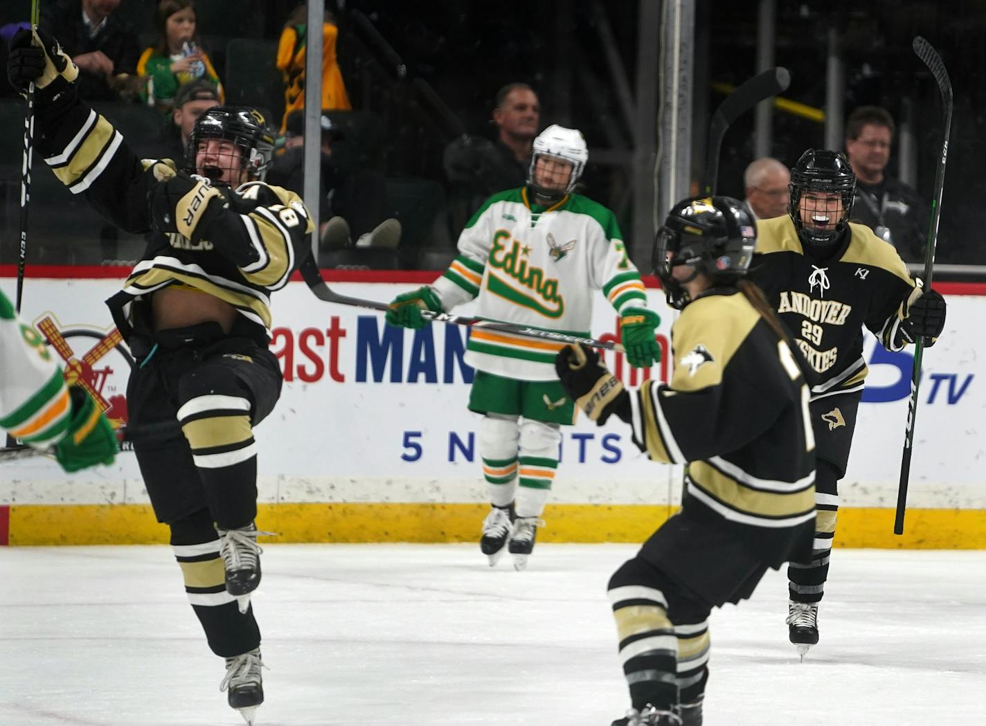 Gabby Krause (18) of Andover celebrates as her team scores for the first time against Edina.] 2A girls' hockey championship game between Andover and Edina. RICHARD TSONG-TAATARII ¥ richard.tsong-taatarii@startribune.com