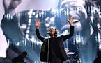 Eddie Vedder of Pearl Jam at the &#xec;The Rock and Roll Hall of Fame Induction Ceremony."
photo: Kevin Mazur/courtesy of HBO