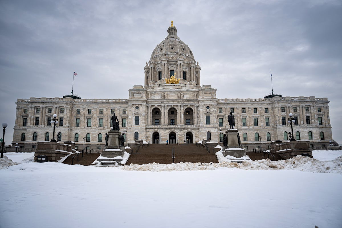 Democrats wield trifecta of power as legislative session convenes