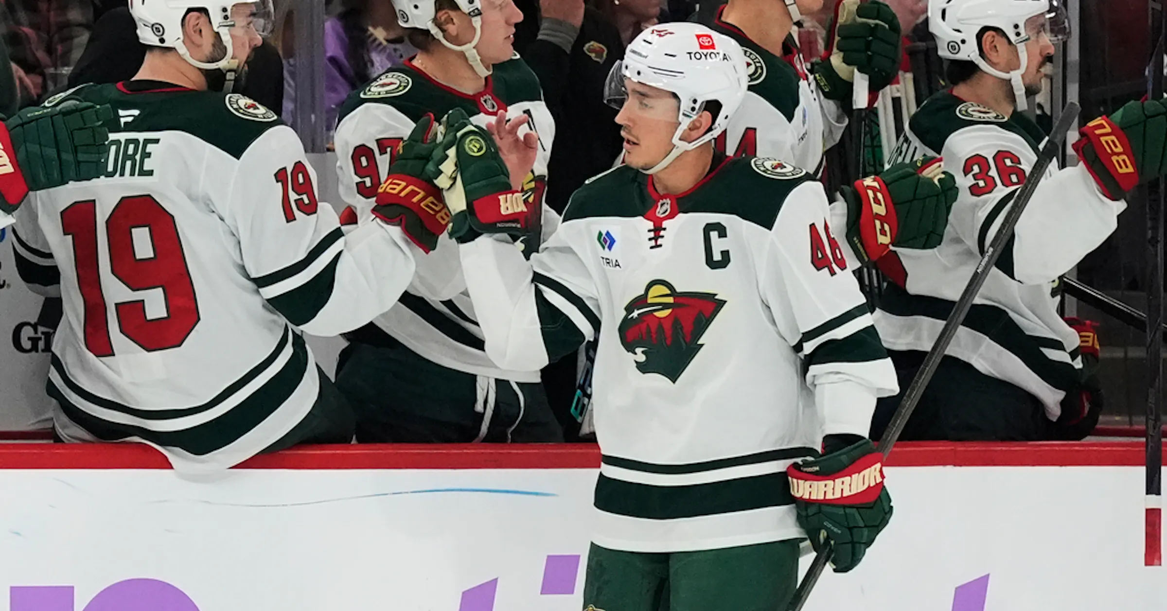 Minnesota Wild gedeihen weiterhin auswärts und halten Chicago Blackhawks ...
