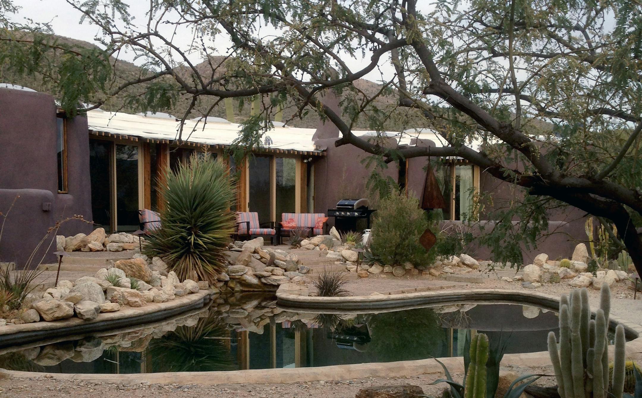 A quick look on VRBO.com resulted in an unforgettable vacation rental in Tucson, an architectural award-winning, crescent-shaped house with no right angles at the base of the Santa Catalina Mountains at a rate of only $175 per night.
