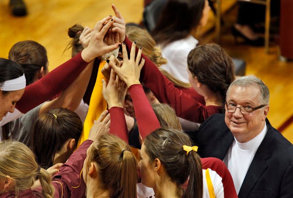 Former Gophers volleyball coach Mike Hebert, seen here in 2010, led Illinois to the Final Four in 1987 and '88, and the Gophers in 2003, '04 and '09.
