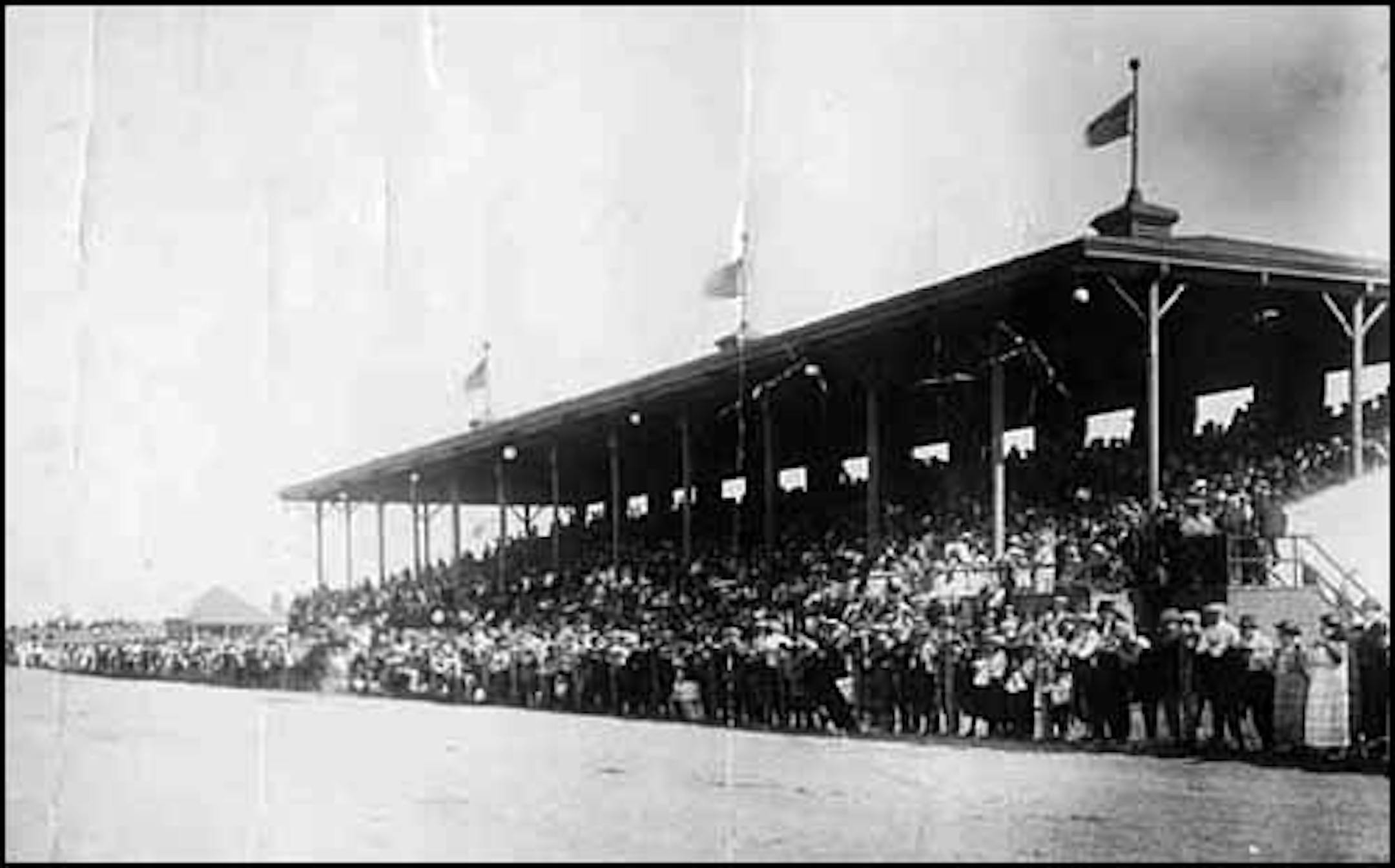 Grandstand, Minnesota State Fair, 1915