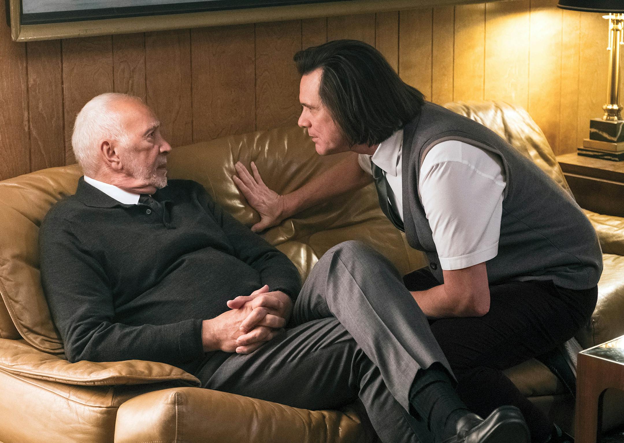 Jim Carrey as Jeff Pickles and Frank Langella as Seb in KIDDING (Season 1, Episode 01, "Green Means Go"). - Photo: Erica Parise/SHOWTIME ORG XMIT: Kidding S1
