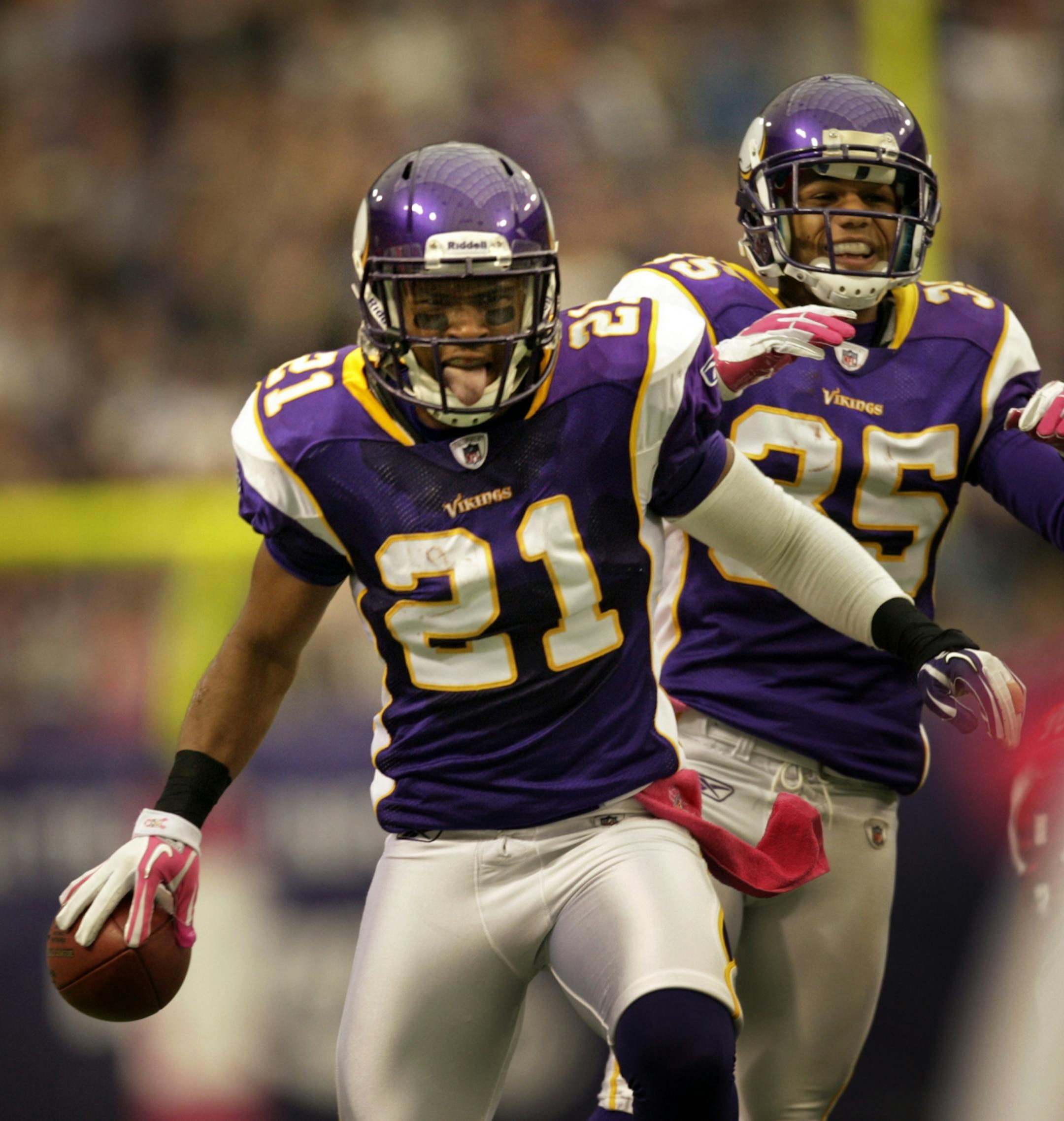 A 1st quarter pass intended for Arizona's Andre Roberts was tipped by Vikings (?) and then intercepted by Asher Allen setting up a Vikings 24 Yard TD by Adrian Peterson. HEre Allen celebrates his interception.