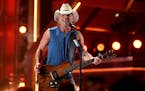 Kenny Chesney grudgingly pushes Minneapolis gig to June 2021 citing 'so many unknowns'
