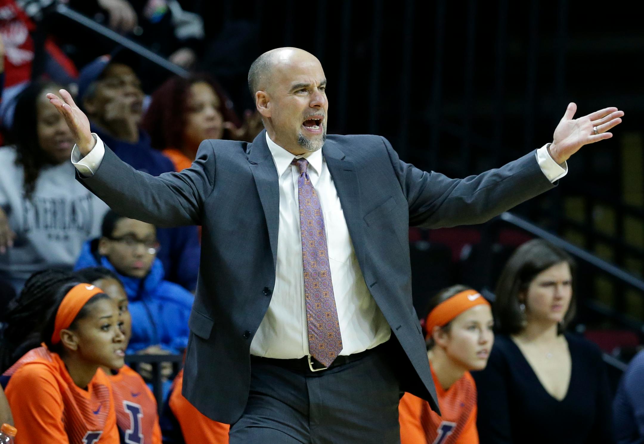 Illinois women's basketball coach Matt Bollant reacted to a call during a Big Ten game against Rutgers on Feb. 17.