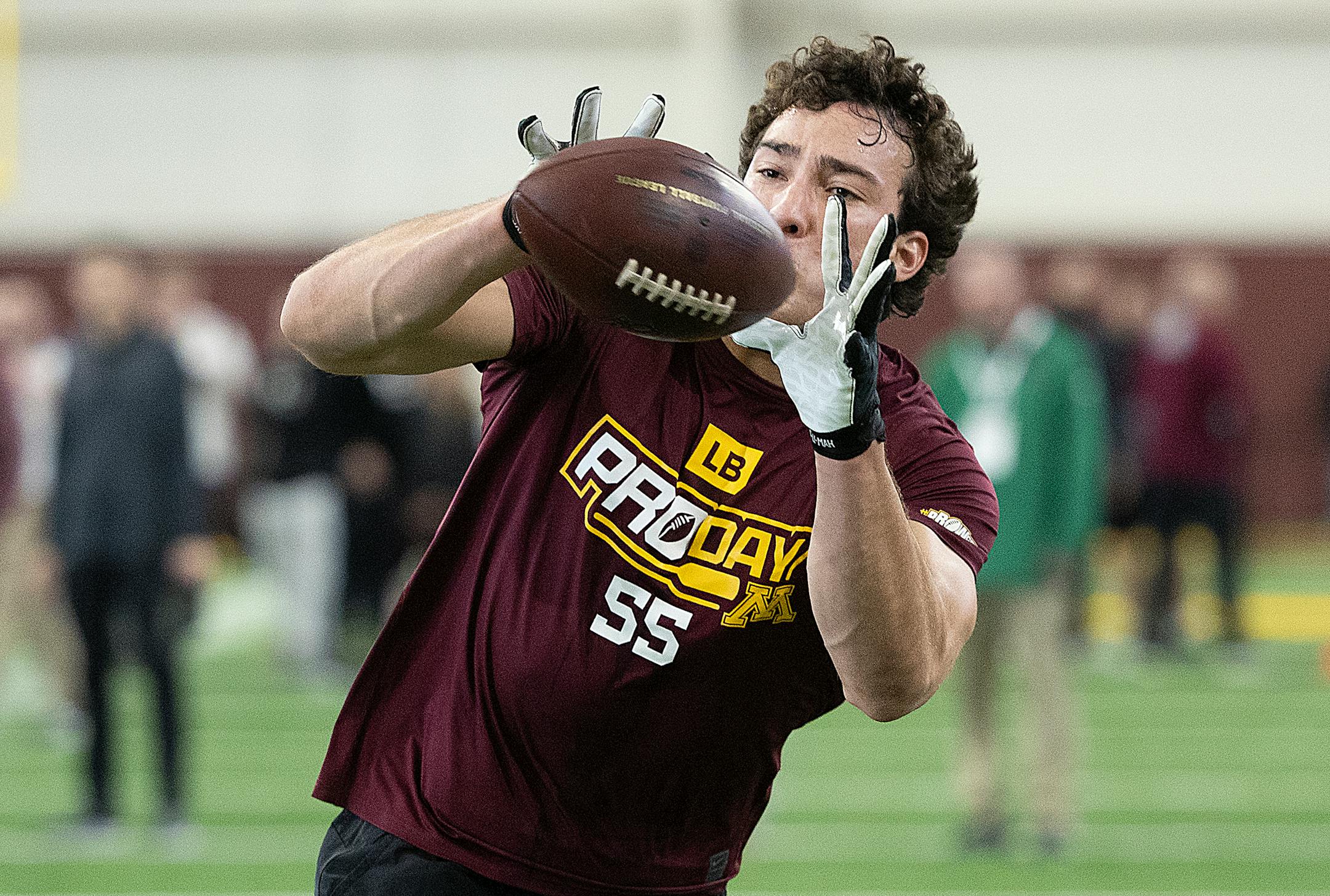 Minnesota Linebacker Mariano Sori-Marin performs for NFL scouts during the Minnesota Pro Day.