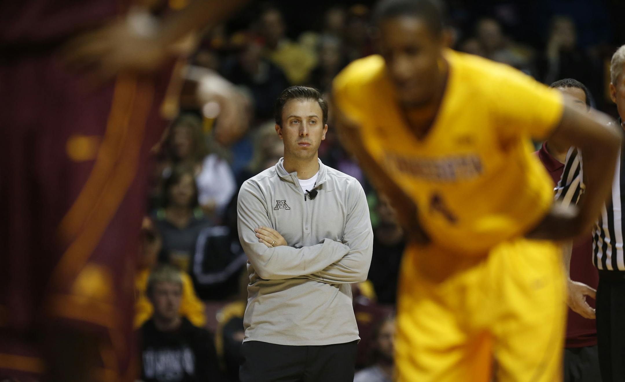Gopher head coach Richard Pitino watched the action on the floor during the first half of the Gopher's scrimmage at Williams Arena in Minneapolis Min., Friday, October 18, 2013. ] (KYNDELL HARKNESS/STAR TRIBUNE) kyndell.harkness@startribune.com ORG XMIT: MIN1310181959568155