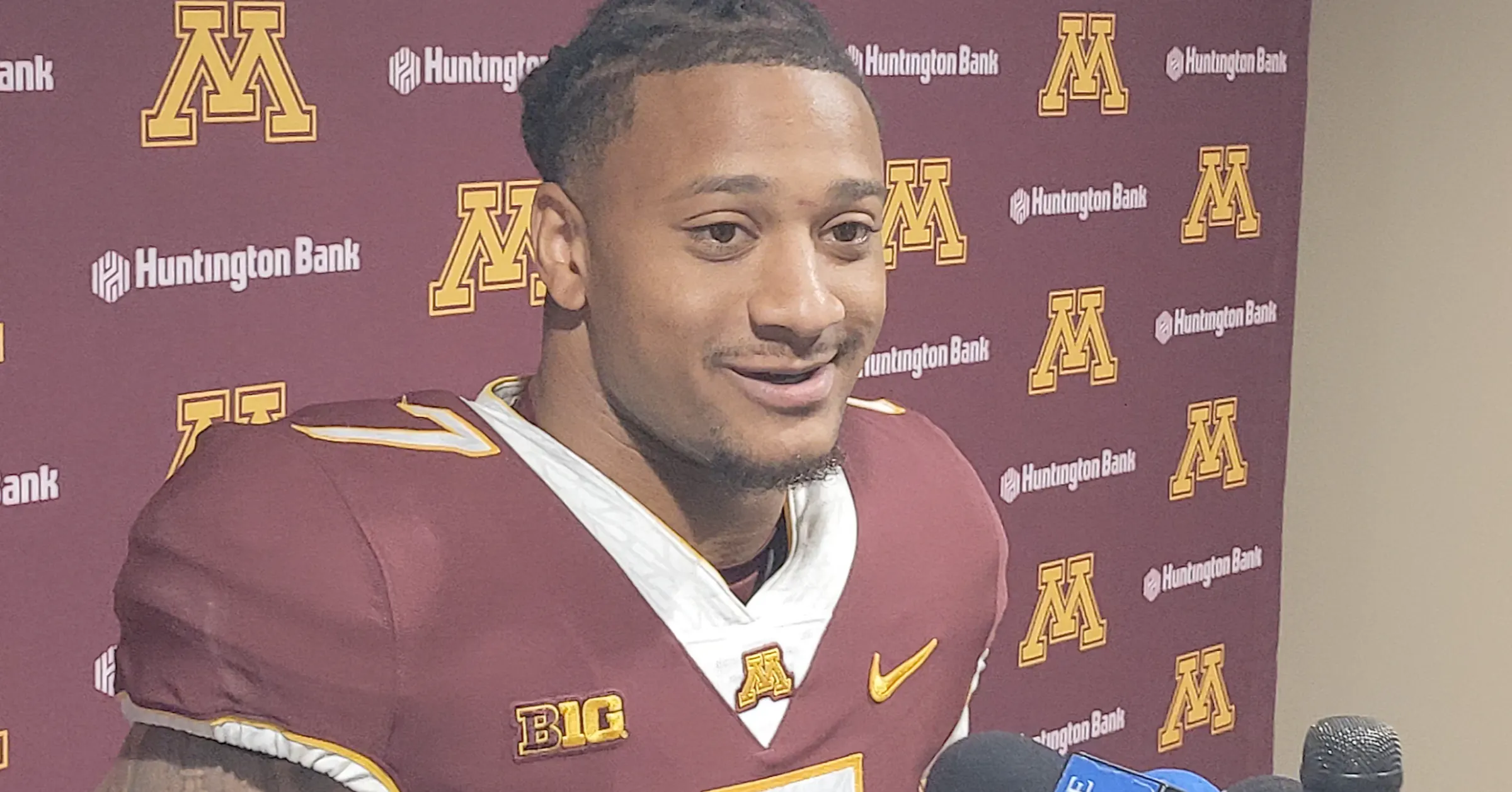 Autman Five Gophers football updates feature Chris Autman-Bell's injury and a ...