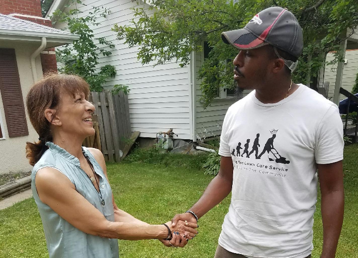 Rodney Smith Jr. has been traveling the country, mowing lawns for free for people in need. On Thursday, he helped out 60-year-old cancer survivor Marcia Dietz in northeast Minneapolis.