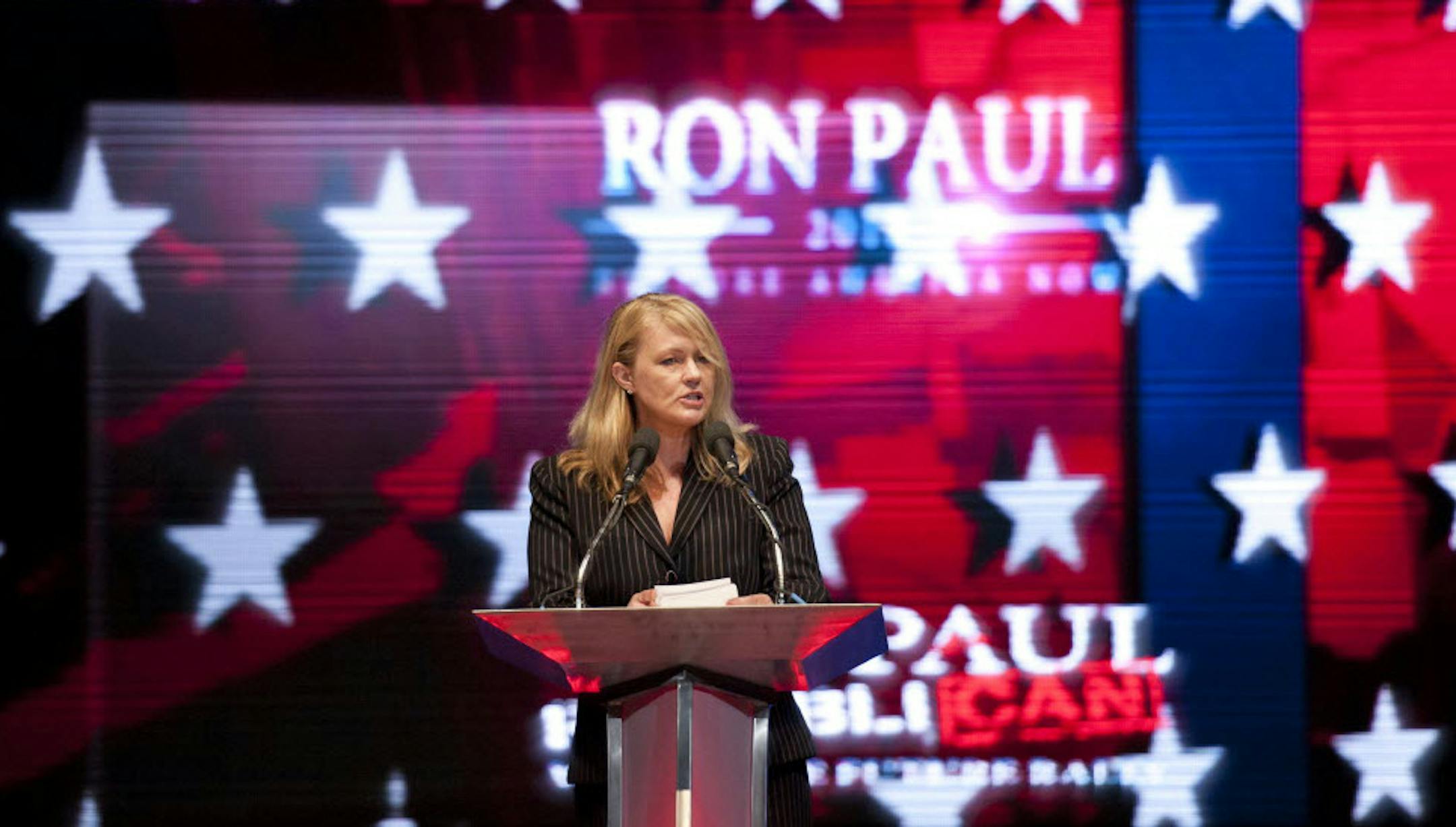 Marianne Stebbins, Ron Paul's Minnesota chair, blasted the "party establishment" at Sunday's rally.