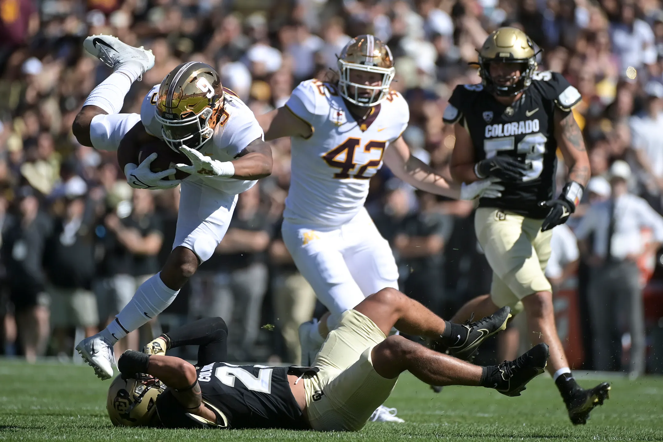 Gophers hammer Colorado 30-0 for 21st consecutive nonconference win