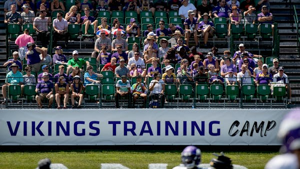 Fans watched the afternoon practice at Minnesota Vikings training camp.