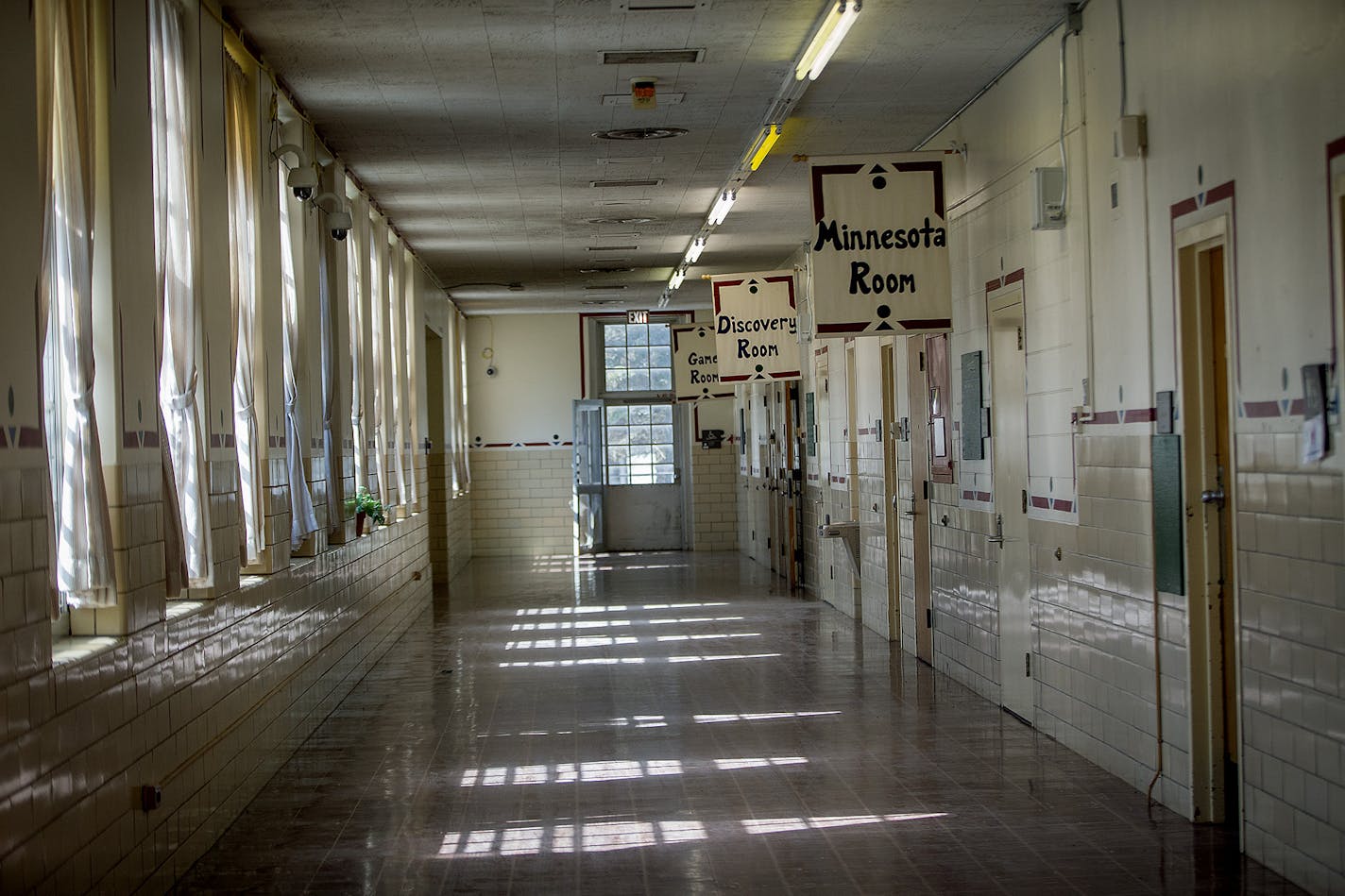 A hall way that is scheduled to be remodeled at the St. Peter Regional Treatment Center, photographed Friday, April 6, 2018 in St. Peter, MN. ] ELIZABETH FLORES &#xef; liz.flores@startribune.com