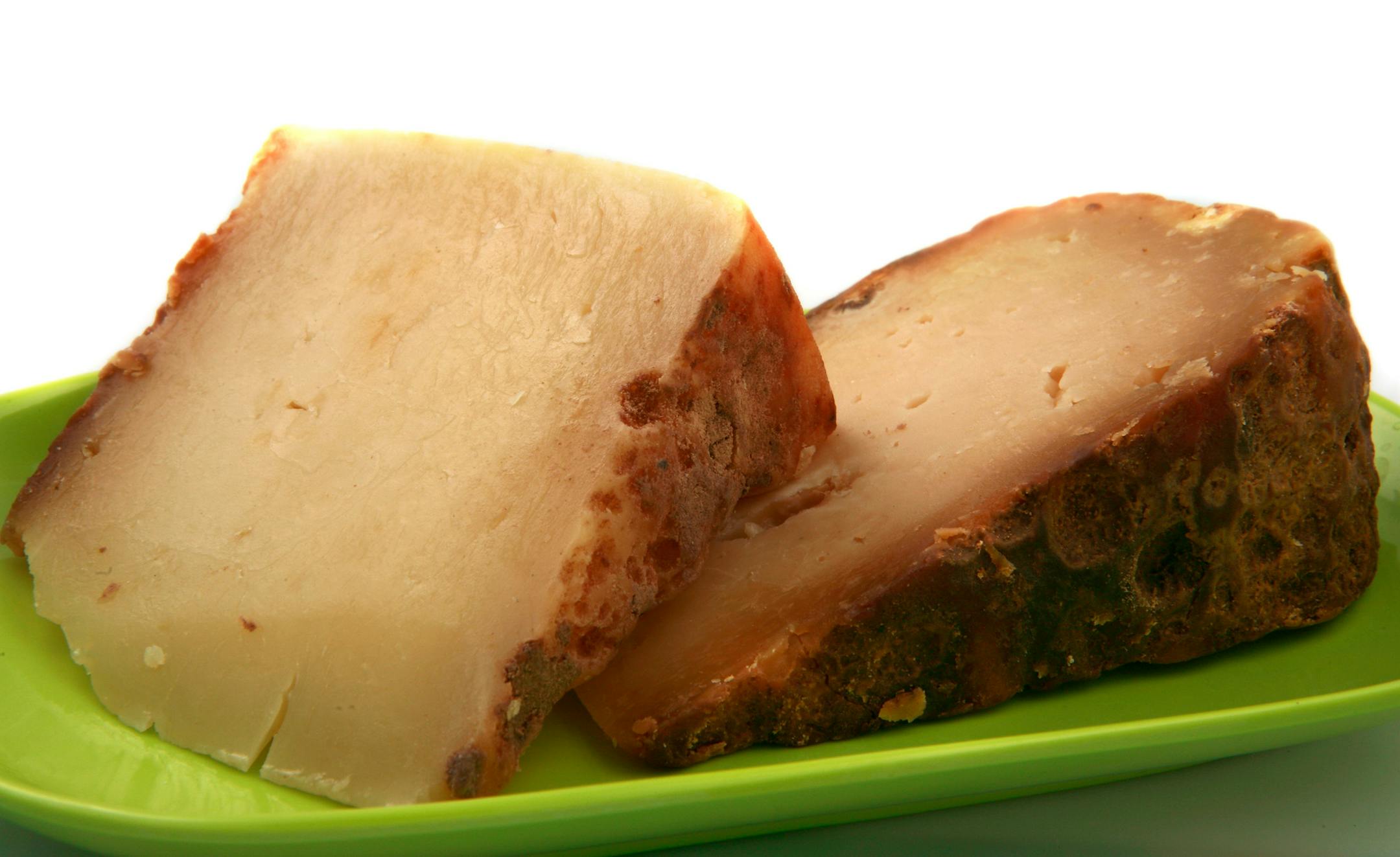 Steve Rice • srice@startribune.com
Minneaoplis, 06/20/2007 - Two cheeses for market watch