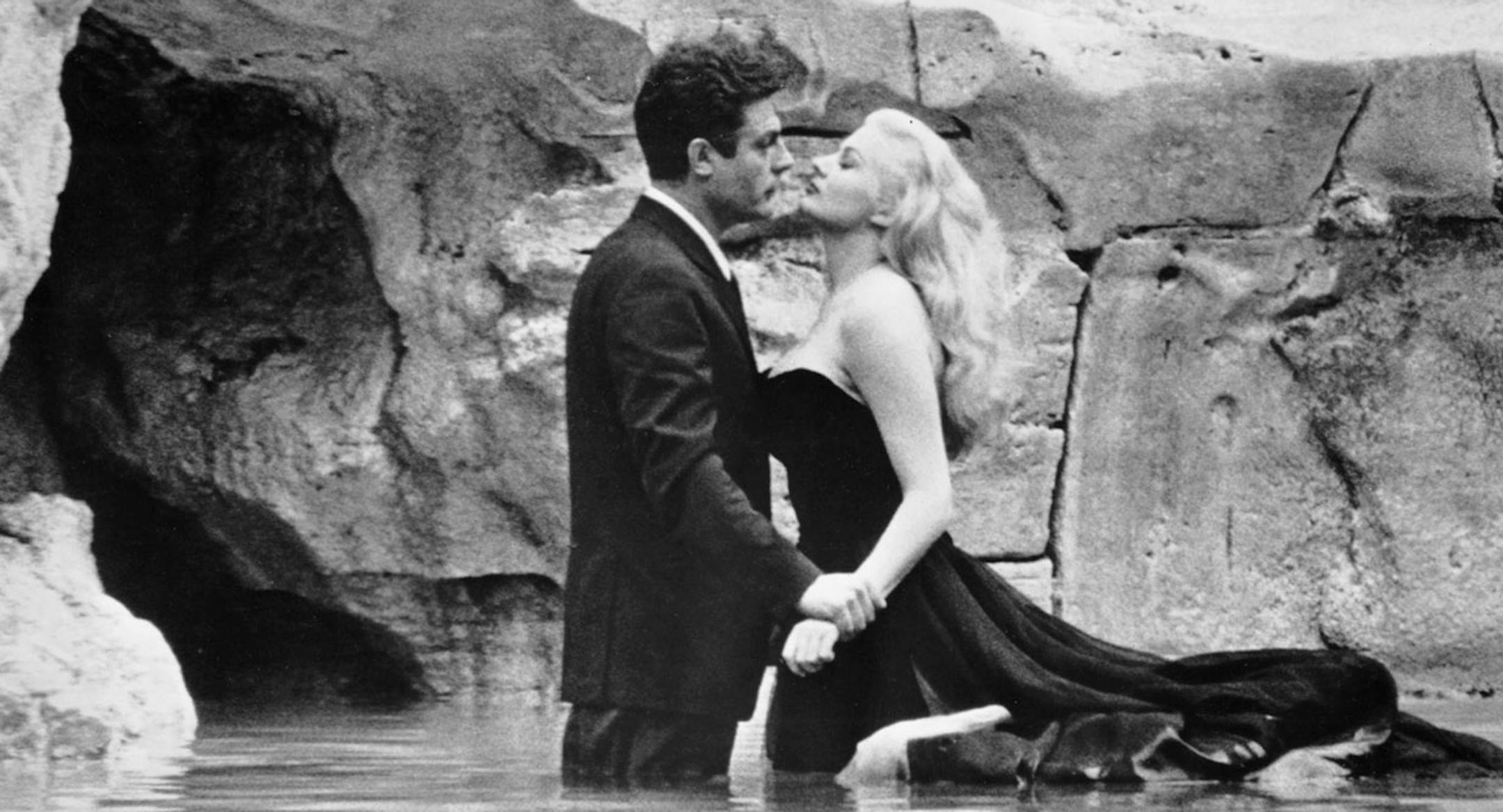 "La Dolce Vita" MARCELLO MASTROIANNI AND ANITA EKBERG CIRCA 1960