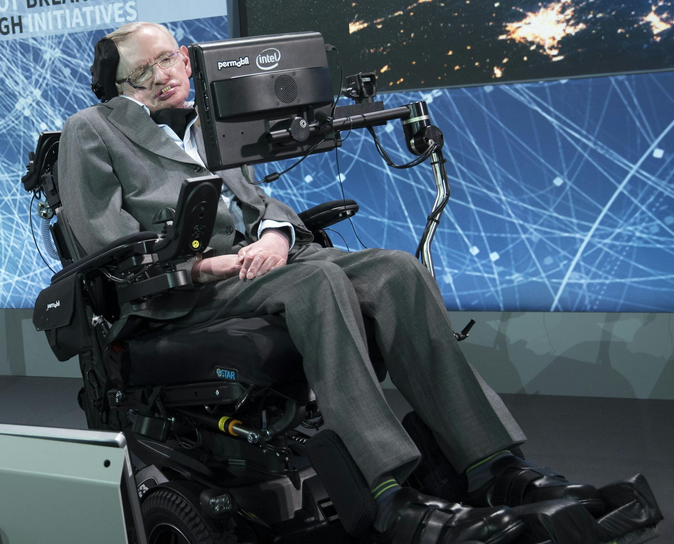 FILE ó Stephen Hawking, the physicist and author, at a news conference to announce the space exploration initiative "Breakthrough Starshot" at One World Observatory in lower Manhattan, April 12, 2016. Hawking, the Cambridge University physicist and best-selling author who roamed the cosmos from a wheelchair, pondering the nature of gravity and the origin of the universe and becoming an emblem of human determination and curiosity, died at his home in Cambridge, England, on March 14, 2018. He