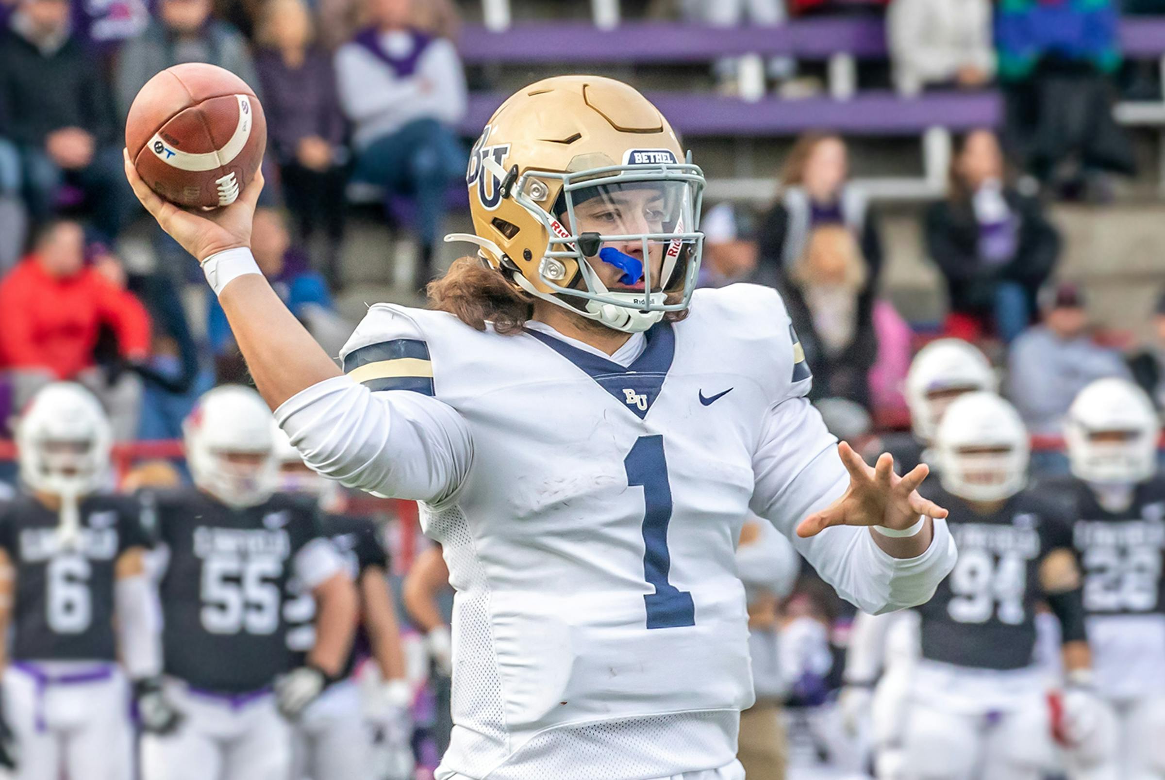 Bethel's big delay and big win; former Gopher leading in Minneapolis