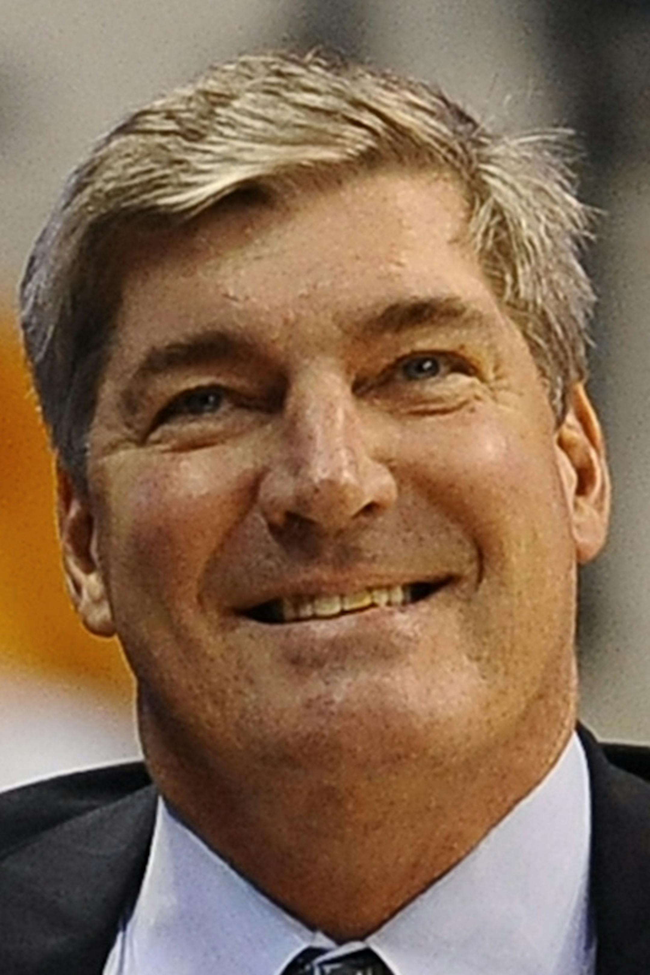 New York Liberty head coach Bill Laimbeer reacts during the second half of a WNBA basketball game against Connecticut in Uncasville, Conn., Saturday, May 25, 2013. (AP Photo/Jessica Hill) ORG XMIT: OTKJH104